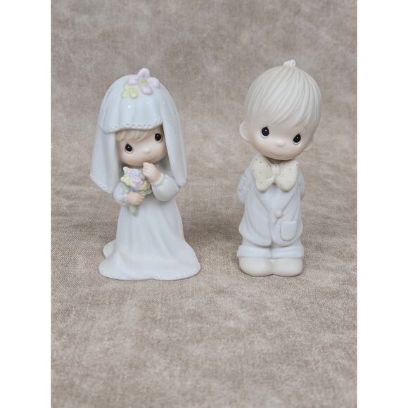 Precious Moments Bride & Precious Moments Groom Figurines - Picture 1 of 4